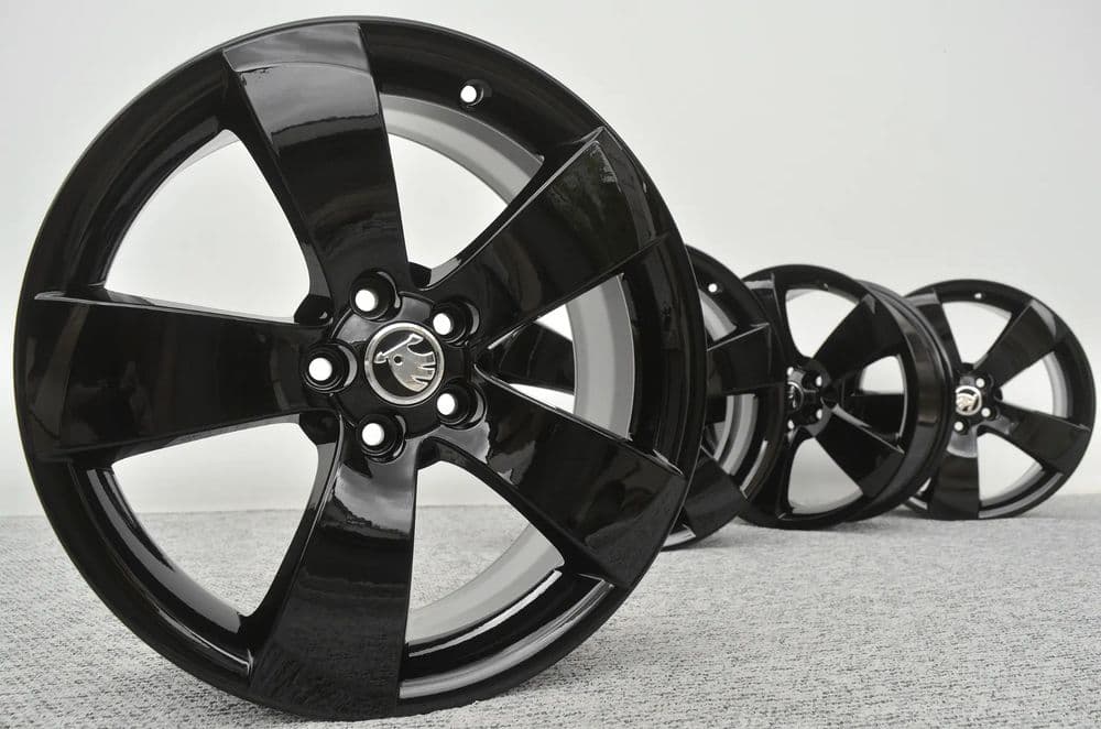 Felgi 7x17 5x100 Skoda Fabia Octavia Rapid Roomster Scala Scout Slavia