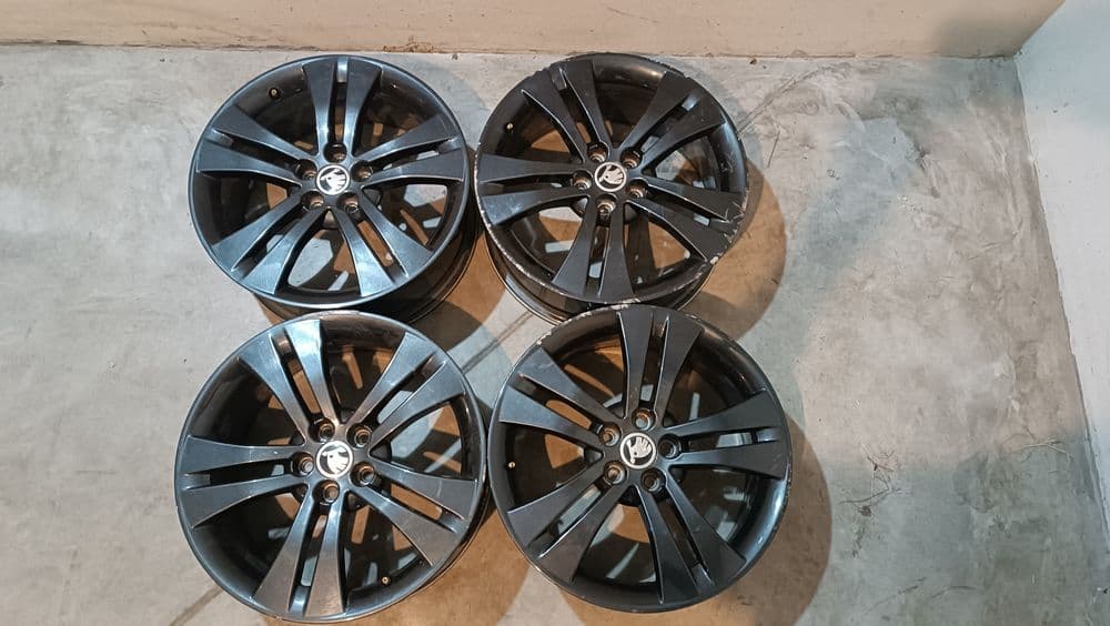 17 Alufelgi Skoda OE Fabia IV ,III, Scala, Octavia I, 5x100 czarne