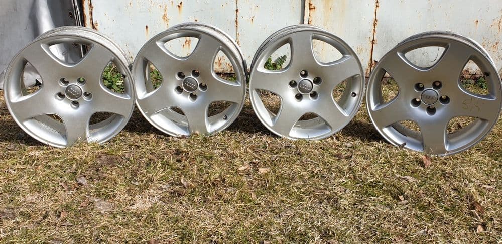 Felgi aluminiowe 17 audi a3 seat octavia 5x100