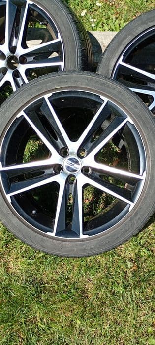 Sprzedam felgi 17 cali 5x100