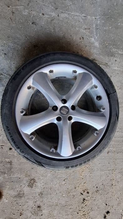 Felgi R17 wraz z oponami  215/50