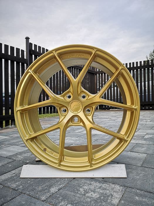 Lekkie felgi Japan Racing SL01 19" 19x8,5 5x114 Subaru Impreza WRX STI