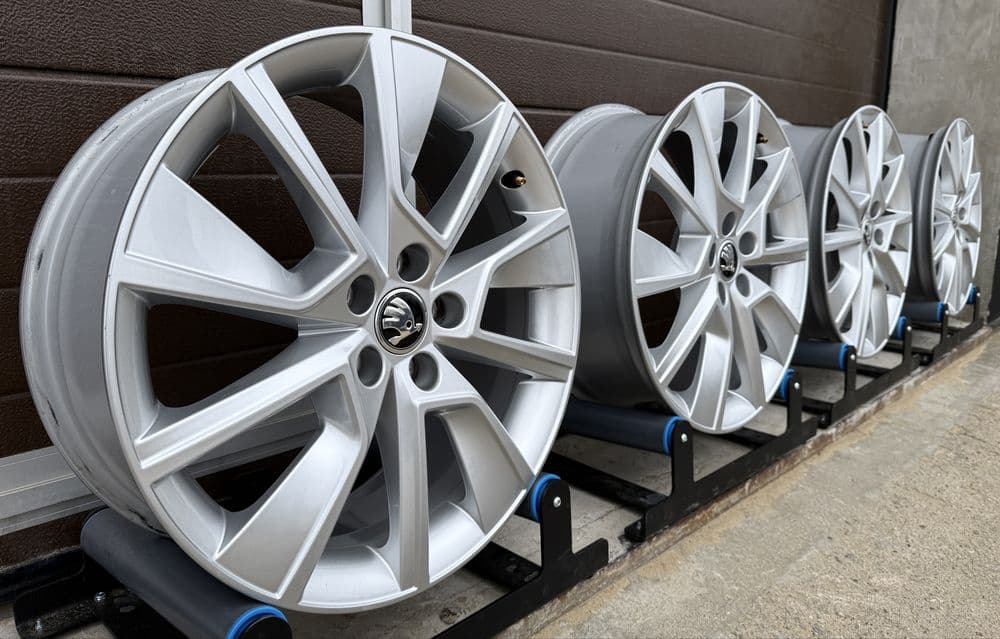 4x felgi aluminiowe 5x100 r17 et40 6,5J Alufelgi Oryginał Skoda 17”
