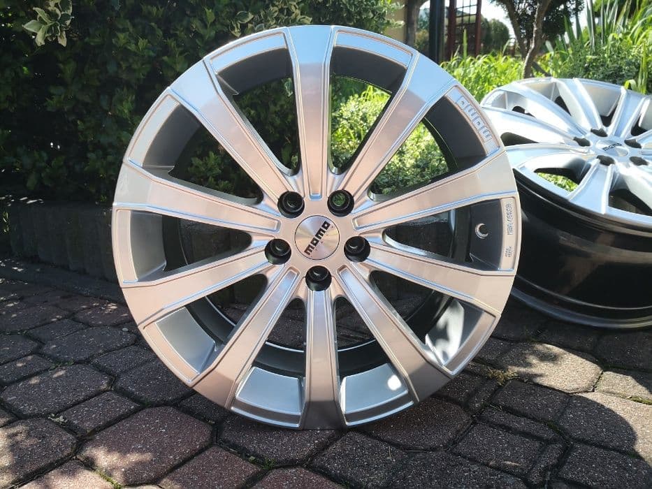 Felgi Momo Europe 5x100 Vw Golf IV Bora Polo 17 cali Okazja Wyprzedaz