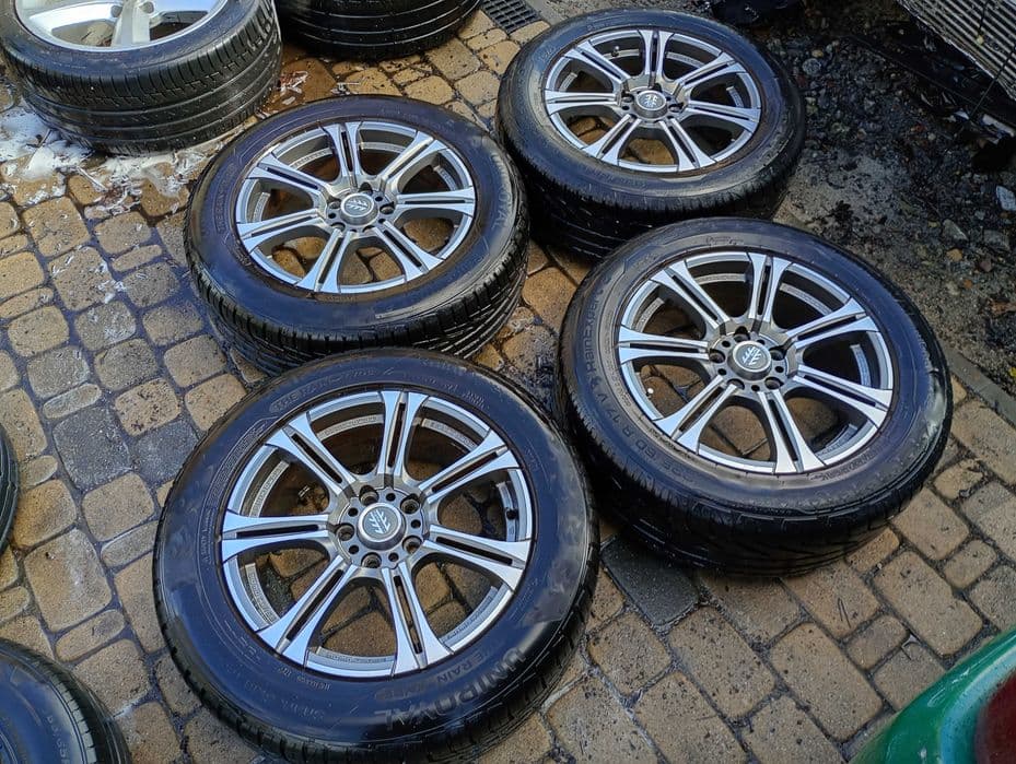 Alufelgi 17 Momo corse 5x100 5x114,3 Et47 7JX17 Vw Hyundai Kia Mazda