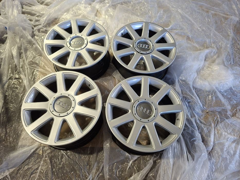 Felgi aluminiowe audi a4 b6 b7 s line 17' x7.5 5x112 5x100 et35 malowane