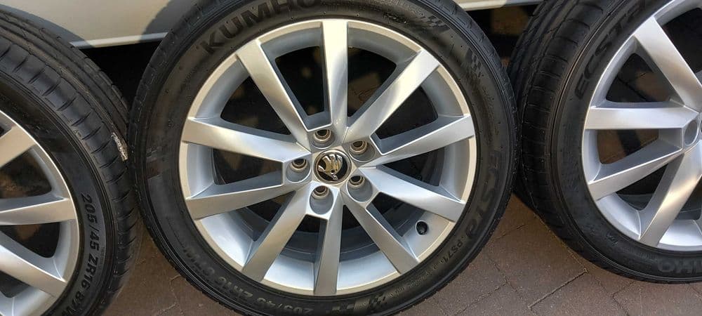 Felgi aluminiowe oryg. SKODA FABIA/VW POLO i inne 6x16, 5x100 ET38 , 57.1