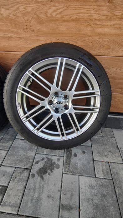 Aluelgi AEZ 17" 5x100 , 7Jx17H2 ET 38 z oponami Dunlop