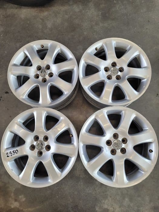 Felgi Aluminiowe r 17 toyota 5 x 100  komplet