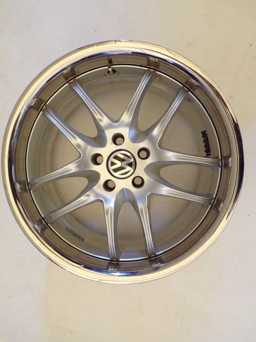felgi aluminiowe AUDI VW GOLF SEAT TOYOTA SUBARU  17 7,5J ET38 5x100x67