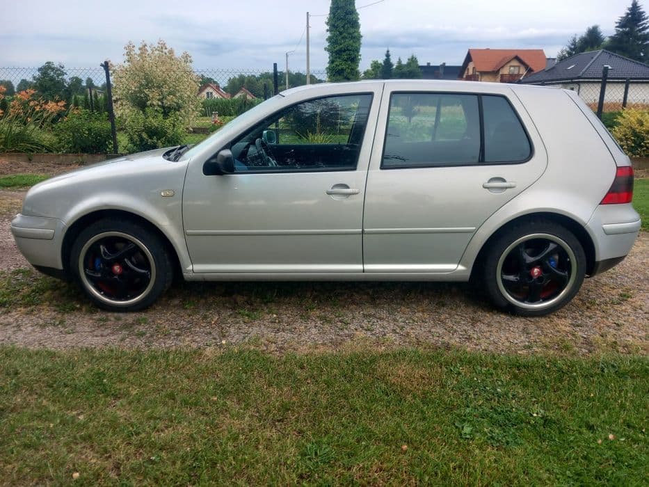 Alufelgi z oponami letnimi 205/45/17 5x100 VW Audi Skoda Seat.