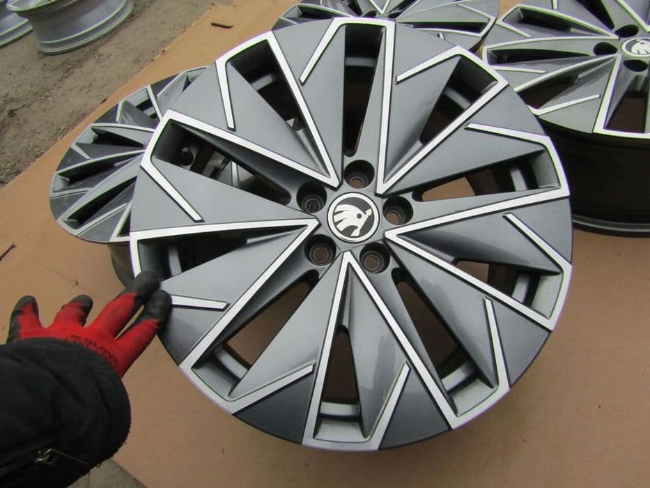 4x felgi 17 skoda kamiq scala fabia seat ibiza iv vw polo iv v iv seat arona t-cross taigo 6,5 j 5x100 et 40