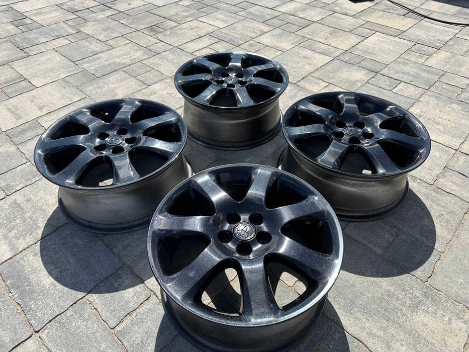 4x oryginalne alufelgi 17 cali Toyota Avensis t25 5x100 / Czarne z brokatem / NoWe !