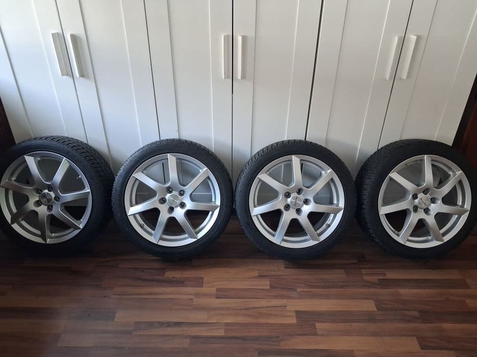 Alufelgi 17 5x100 z oponami zimowymi Fulda 215/45/R17
