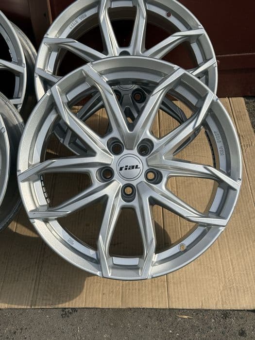 Felgi Rial. R17 5x100. Vw, Golf,Polo, Skoda,Rapid,Scala,Seat,Audi