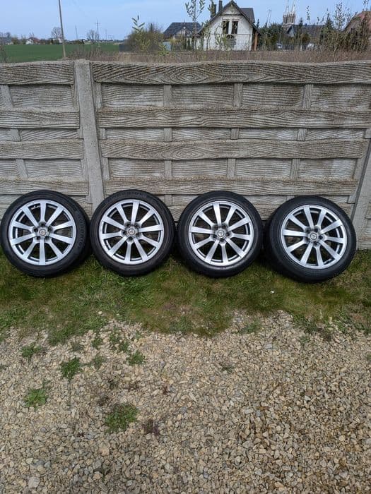 Felgi aluminiowe z oponami 205/50R17 Platin 5x100