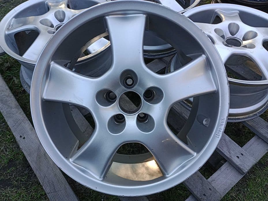 Alufelgi 17 cali 5x100 Toyota VW Subaru Seat Chevrolet Audi Skoda rant parapet RONAL