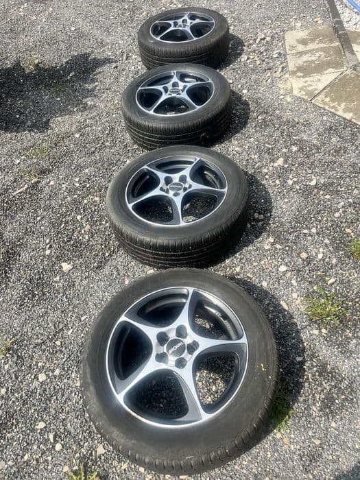Felgi alufelgi 4 szt 17’’ 5x100 opony